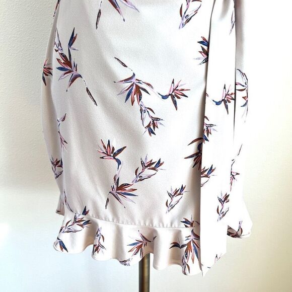 Stylestalker Penny Mini Wrap Dress Off White Bird of Paradise Print Size Small - Picture 3 of 15
